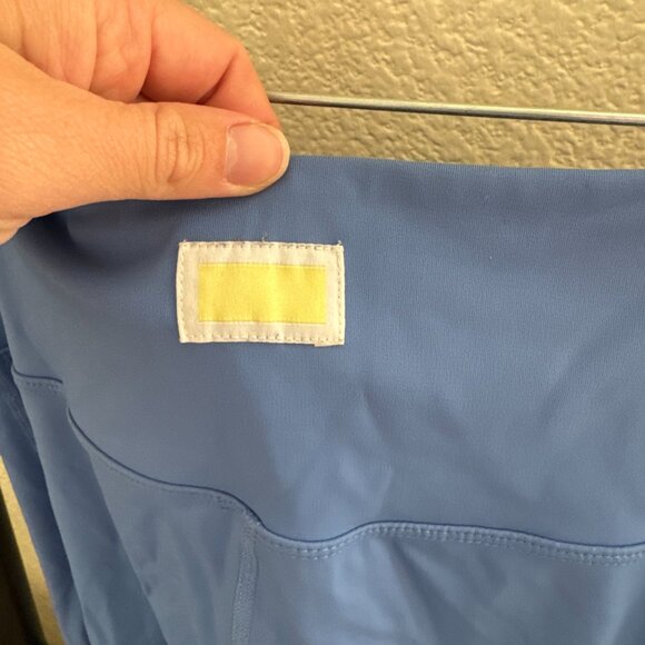 yllw the label Energy V-Cut Mind Blue Leggings Size Medium - Picture 7 of 9